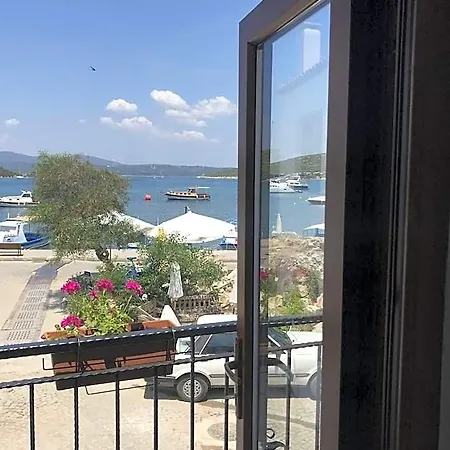 Silenos Boutique Hotel