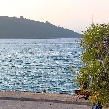 Silenos Boutique 3*